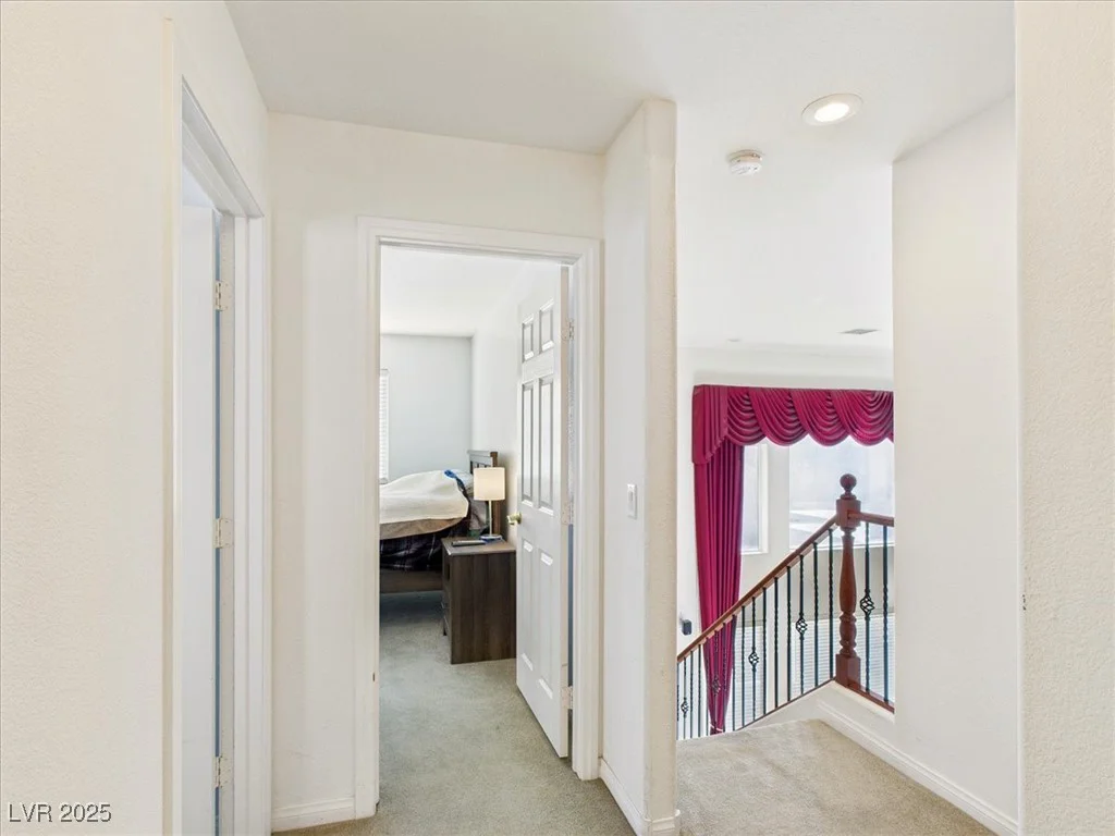 321 Whispering Tree, Las Vegas, NV 89183