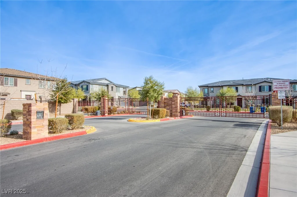 7336 Decatur, Las Vegas, NV 89131