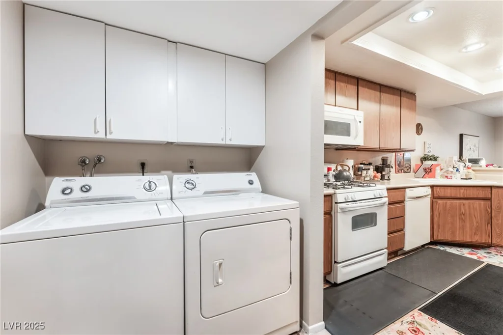 107 Blueberry, Henderson, NV 89074