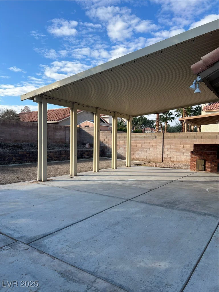 84 Urbana, Henderson, NV 89074