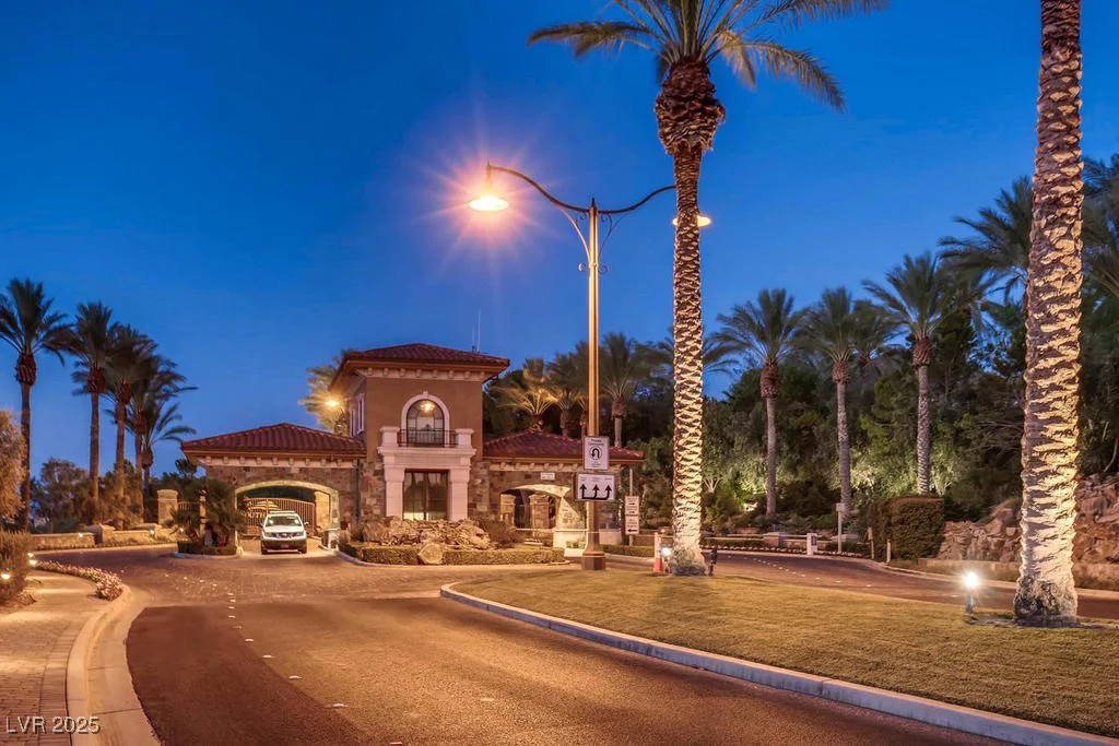 21 Via Mantova, Henderson, NV 89011