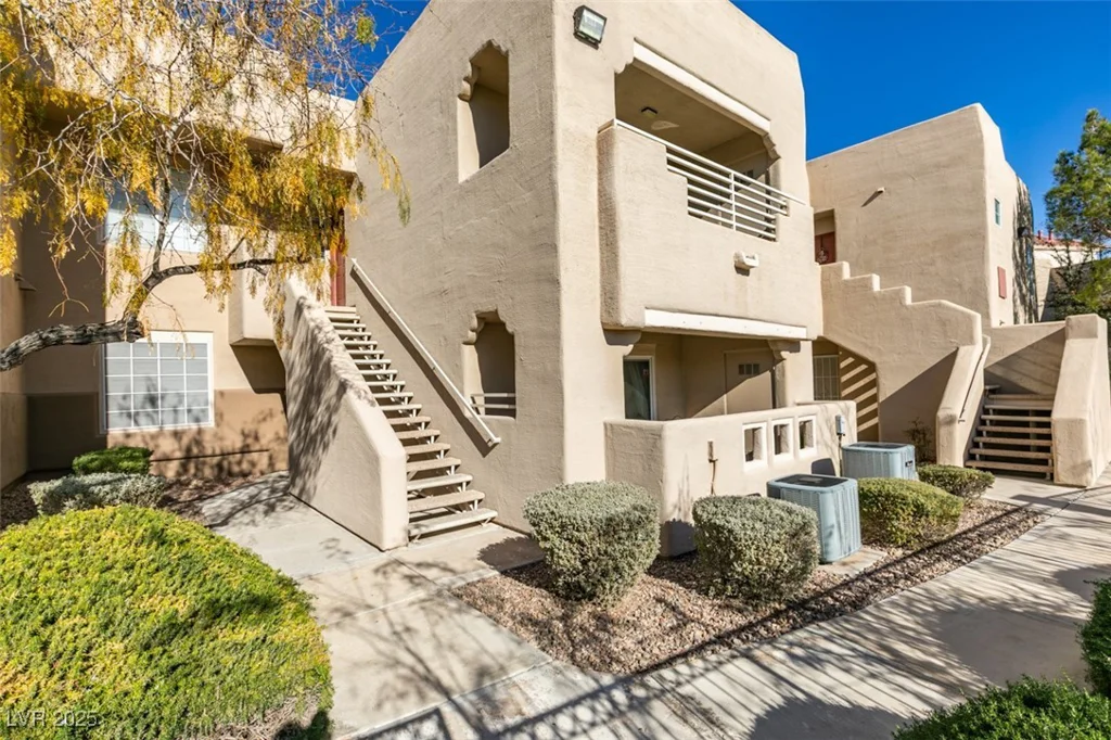 1901 Villa Palms, Las Vegas, NV 89128