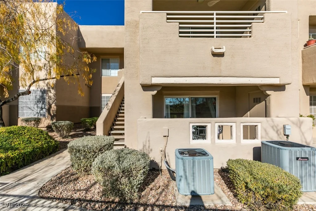 1901 Villa Palms, Las Vegas, NV 89128