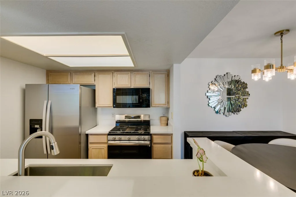 1901 Villa Palms, Las Vegas, NV 89128