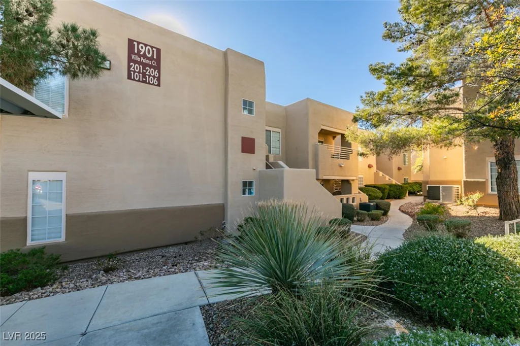 1901 Villa Palms, Las Vegas, NV 89128