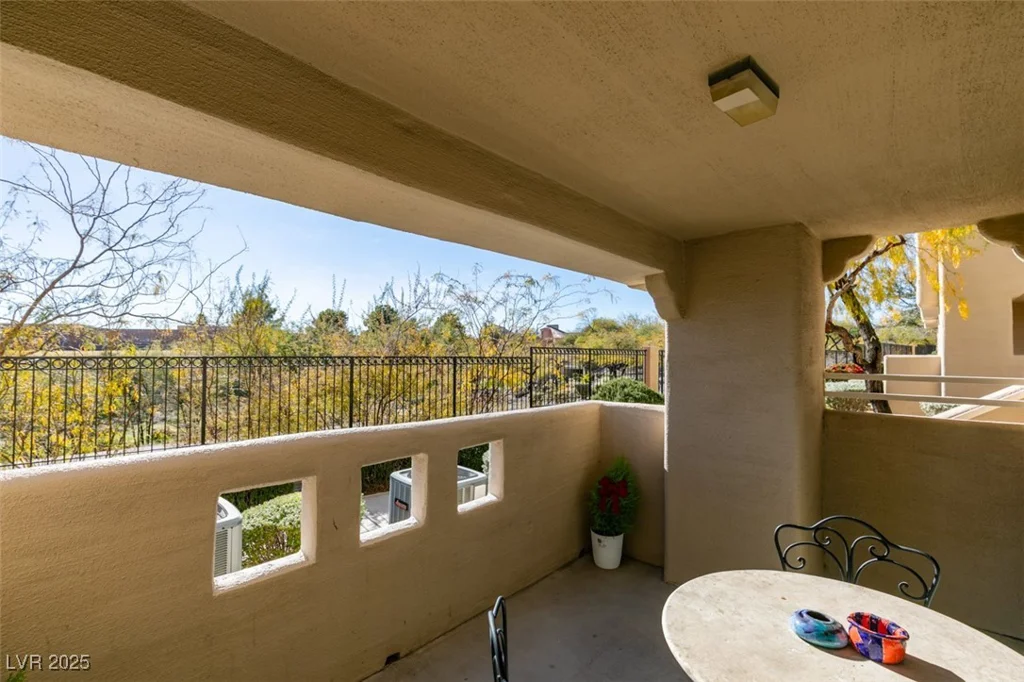 1901 Villa Palms, Las Vegas, NV 89128