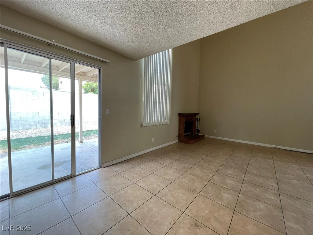 2807 Beaconfalls, Las Vegas, NV 89142