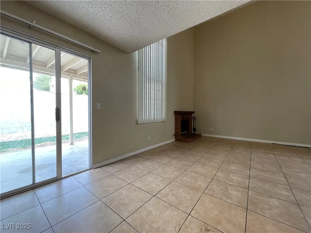 2807 Beaconfalls, Las Vegas, NV 89142