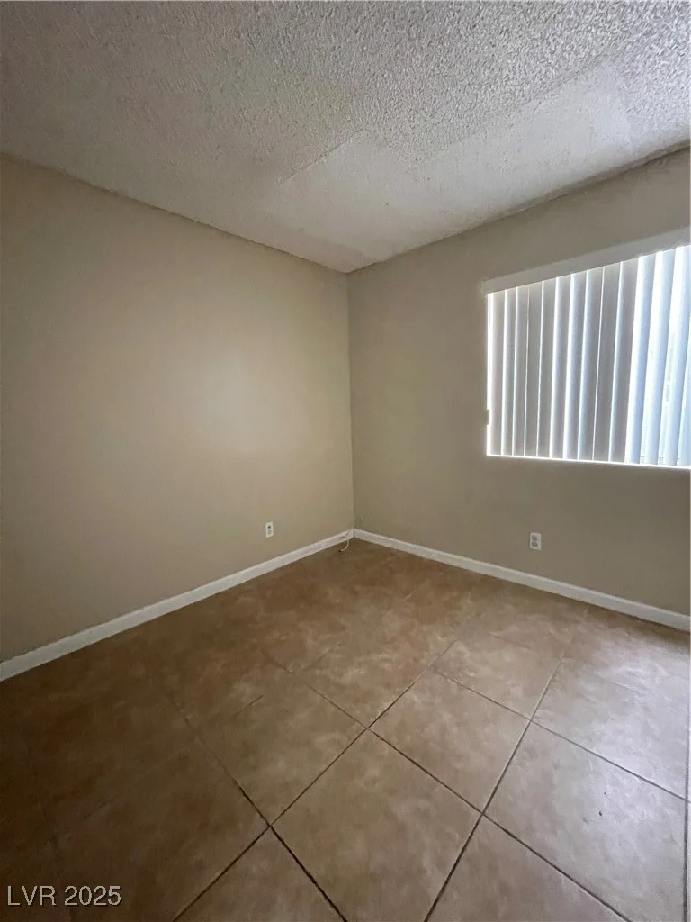 2807 Beaconfalls, Las Vegas, NV 89142