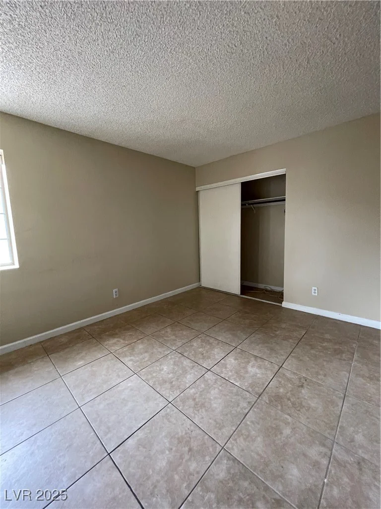 2807 Beaconfalls, Las Vegas, NV 89142