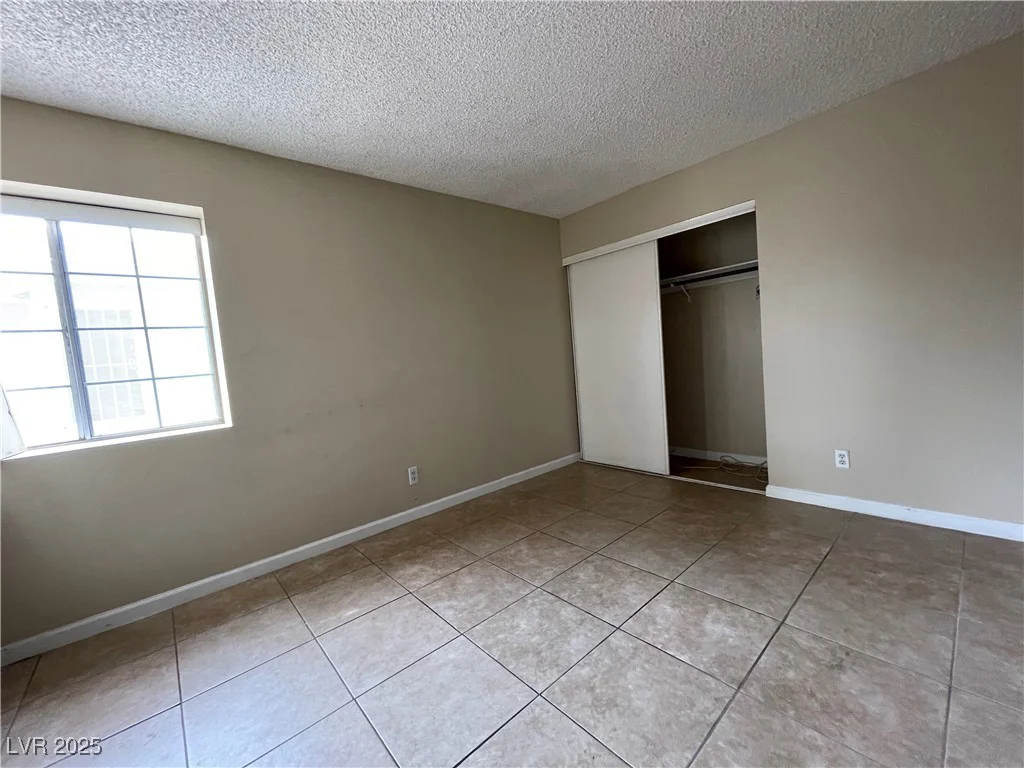 2807 Beaconfalls, Las Vegas, NV 89142