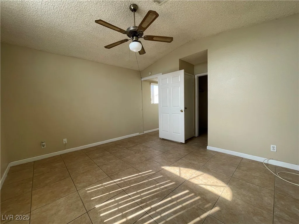 2807 Beaconfalls, Las Vegas, NV 89142