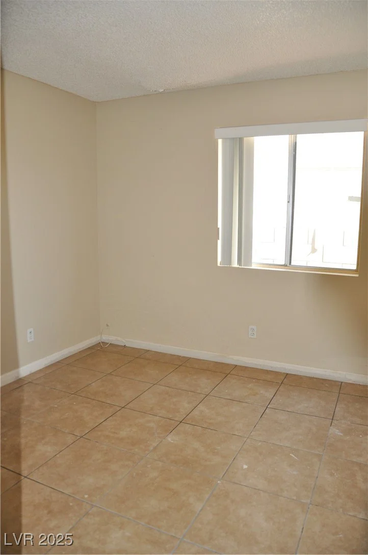 2807 Beaconfalls, Las Vegas, NV 89142