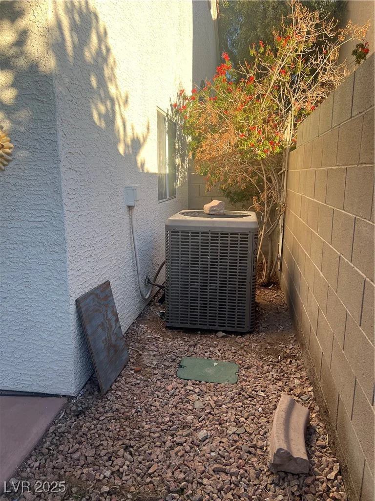 821 Seco Verde, Henderson, NV 89015