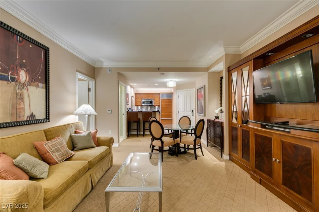 145 HARMON, Las Vegas, NV 89109