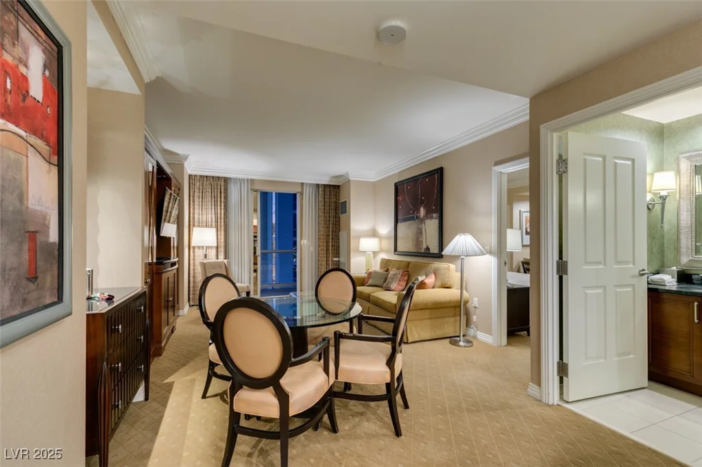 145 HARMON, Las Vegas, NV 89109