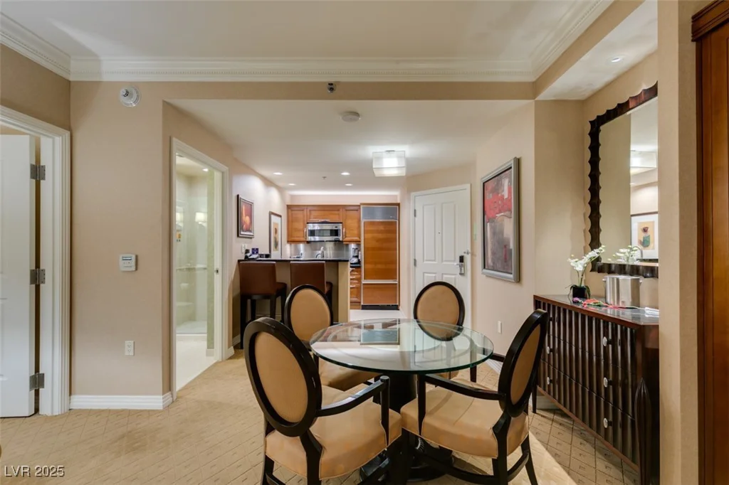 145 HARMON, Las Vegas, NV 89109
