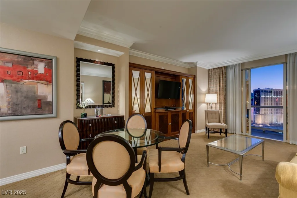 145 HARMON, Las Vegas, NV 89109