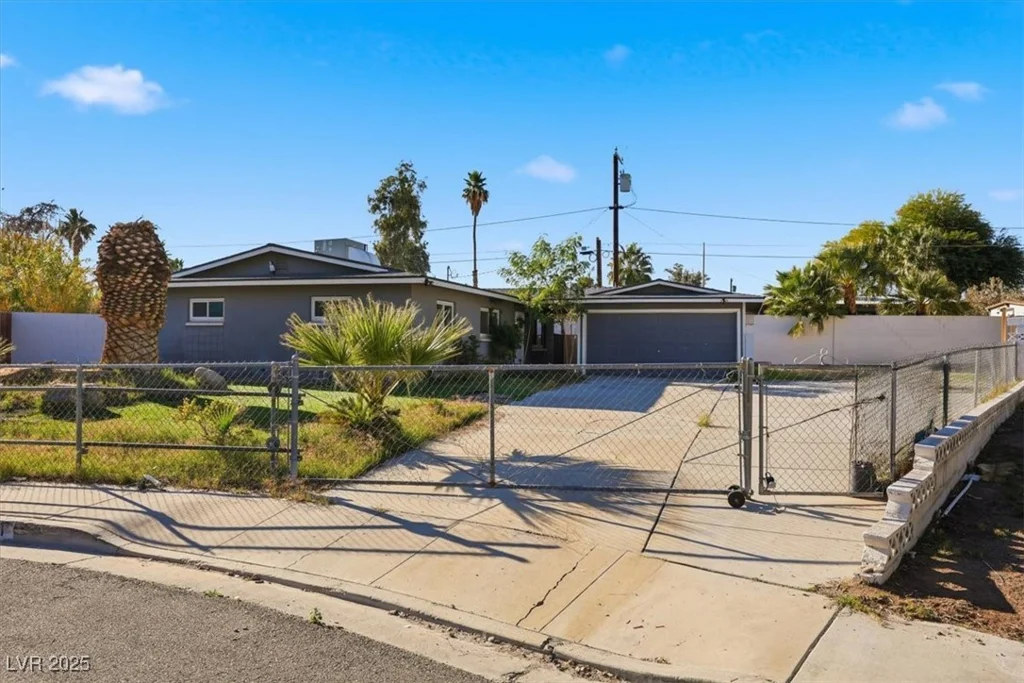 4044 Pepe, Las Vegas, NV 89121