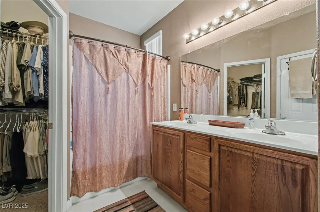 9303 Gilcrease, Las Vegas, NV 89149