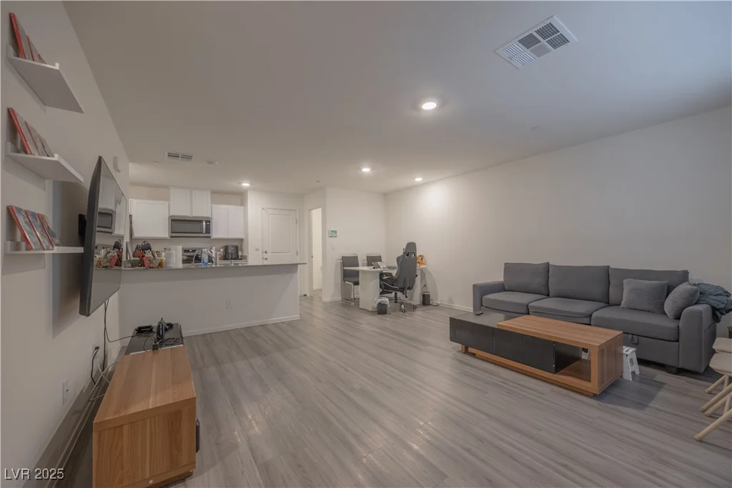 4841 Wine Ridge, Las Vegas, NV 89141