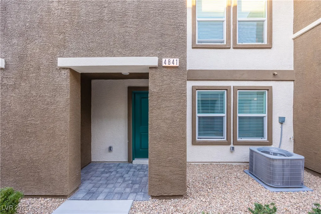 4841 Wine Ridge, Las Vegas, NV 89141