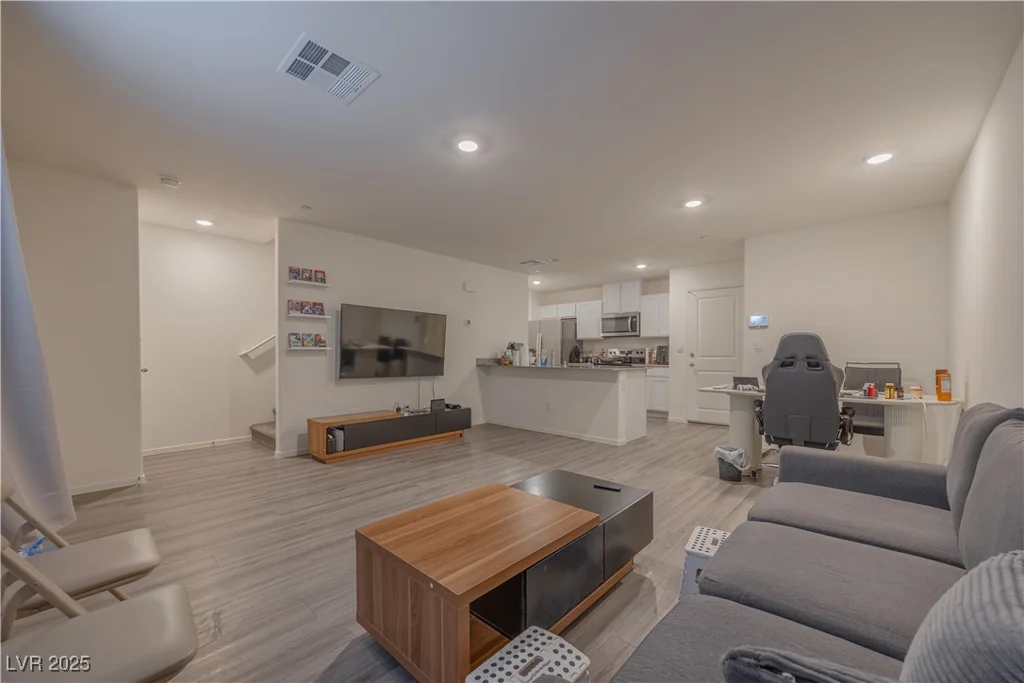4841 Wine Ridge, Las Vegas, NV 89141