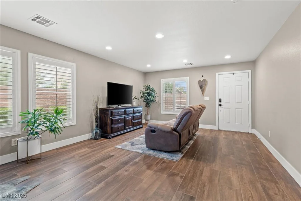 11560 Casa Del Mar, Las Vegas, NV 89138