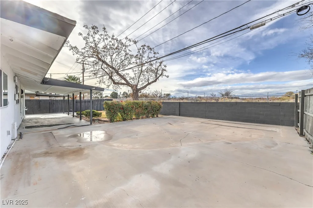 109 Hyacinth, Las Vegas, NV 89107