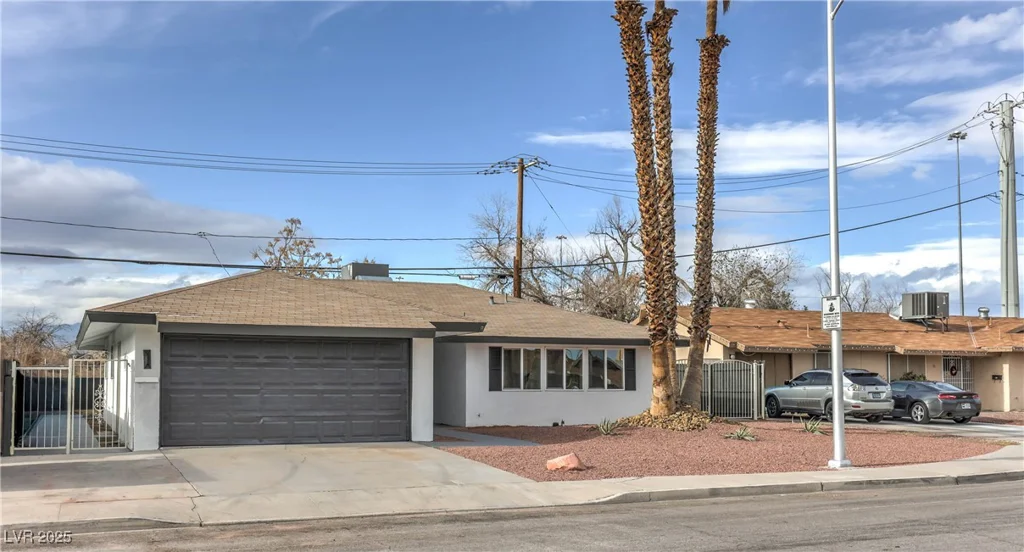 109 Hyacinth, Las Vegas, NV 89107