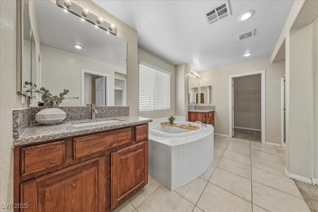 933 Wagner Valley, Henderson, NV 89052