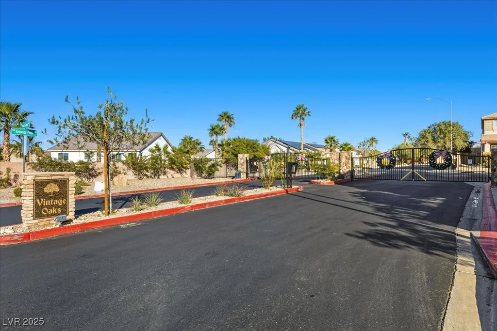 933 Wagner Valley, Henderson, NV 89052