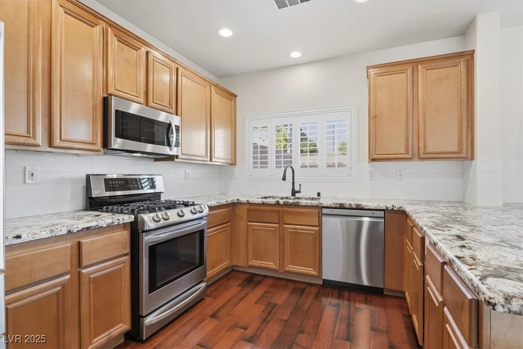 10448 Britton Hill, Las Vegas, NV 89129