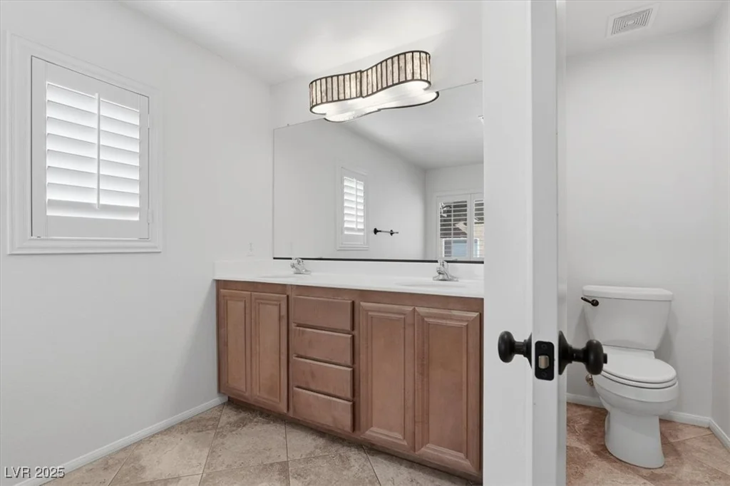 10448 Britton Hill, Las Vegas, NV 89129