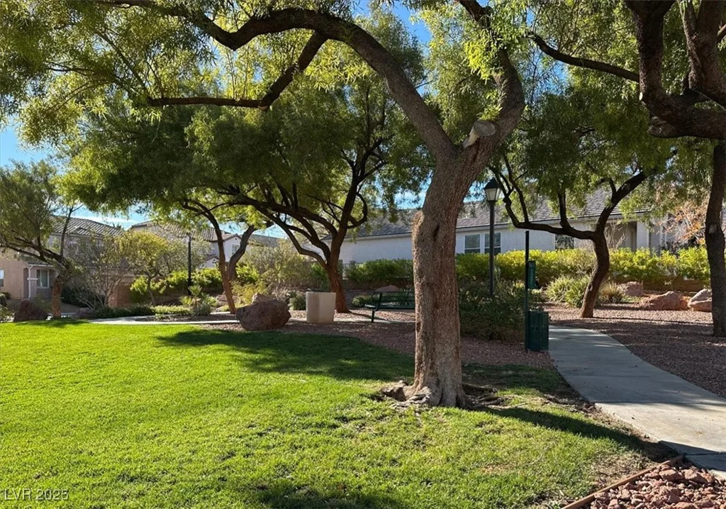 10448 Britton Hill, Las Vegas, NV 89129