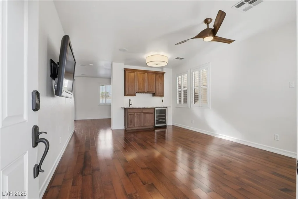 10448 Britton Hill, Las Vegas, NV 89129