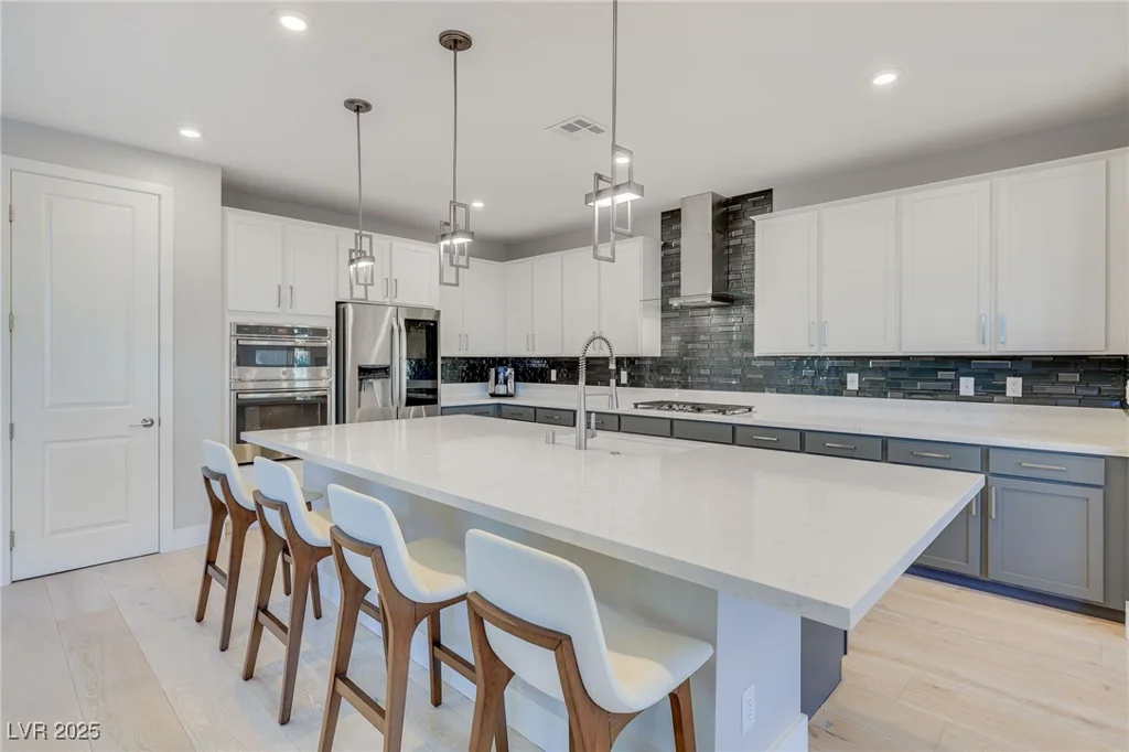10280 Midnight Meteor, Las Vegas, NV 89166
