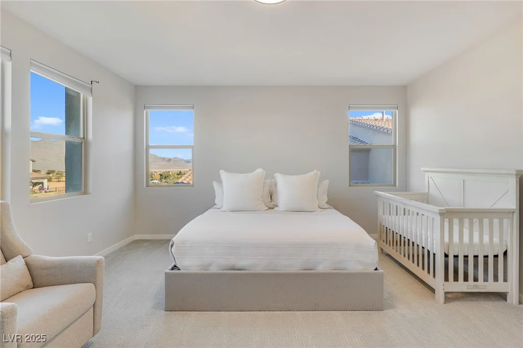 10280 Midnight Meteor, Las Vegas, NV 89166