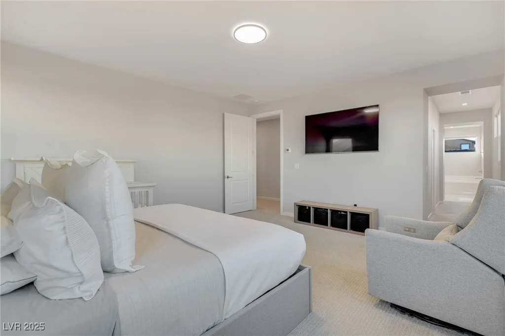 10280 Midnight Meteor, Las Vegas, NV 89166