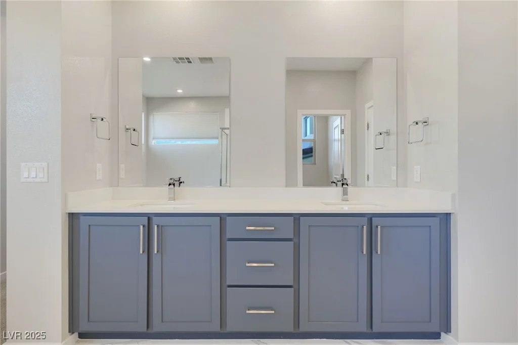 10280 Midnight Meteor, Las Vegas, NV 89166