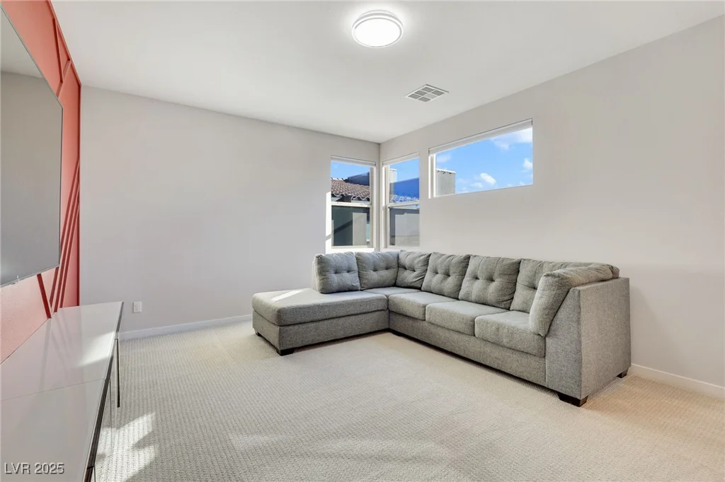 10280 Midnight Meteor, Las Vegas, NV 89166