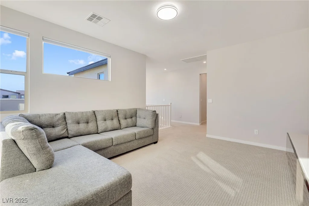 10280 Midnight Meteor, Las Vegas, NV 89166