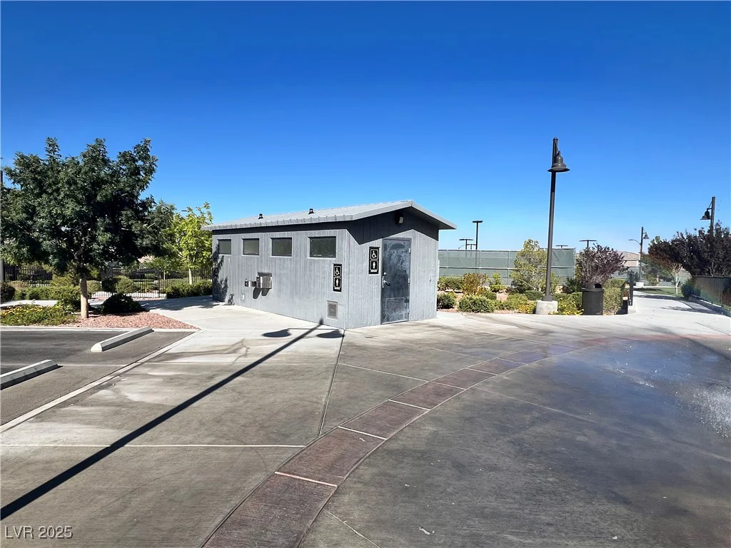10280 Midnight Meteor, Las Vegas, NV 89166