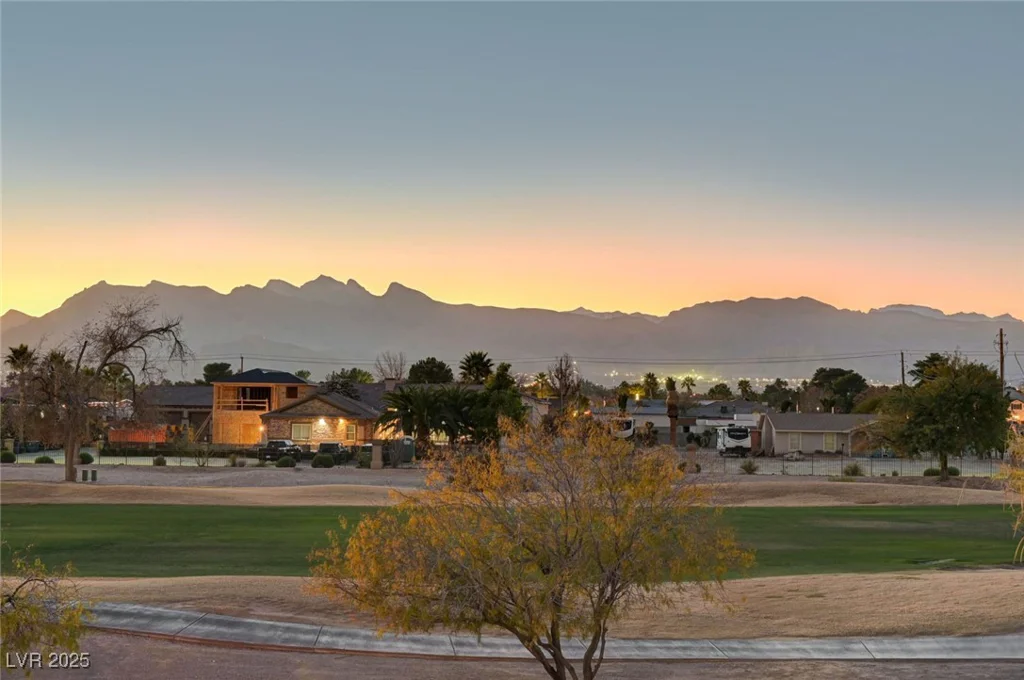 5041 Portraits, Las Vegas, NV 89149