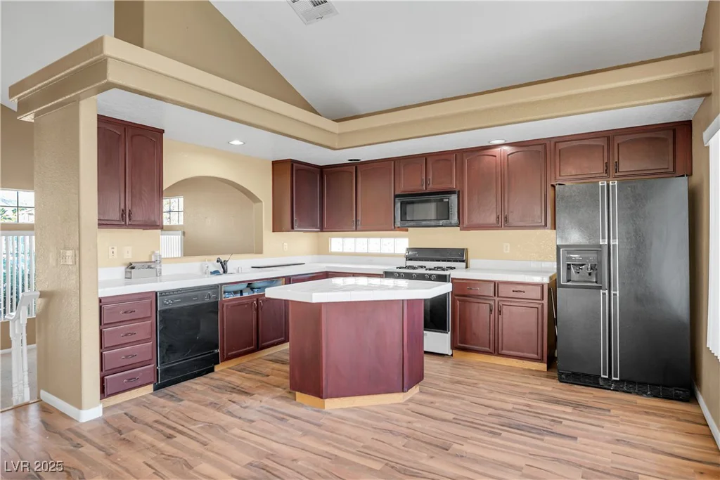 3580 Tobel Springs, Las Vegas, NV 89129