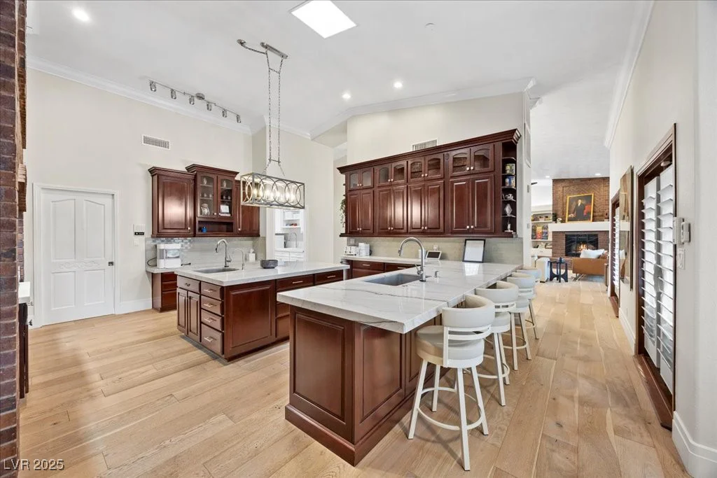 8180 Red Coach, Las Vegas, NV 89129