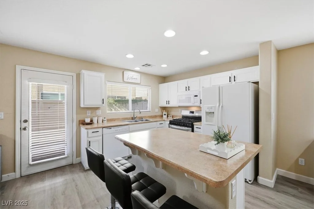 5677 African Lilly, Las Vegas, NV 89130