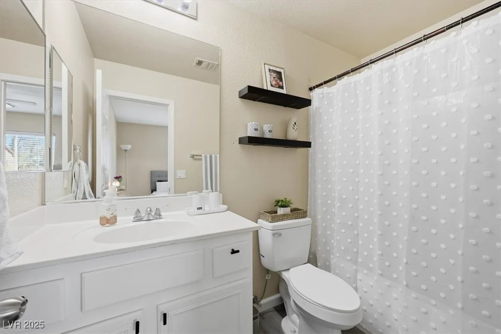 5677 African Lilly, Las Vegas, NV 89130