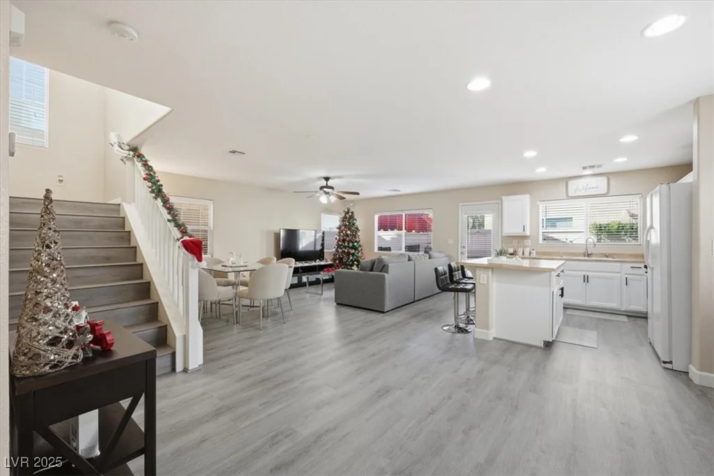 5677 African Lilly, Las Vegas, NV 89130