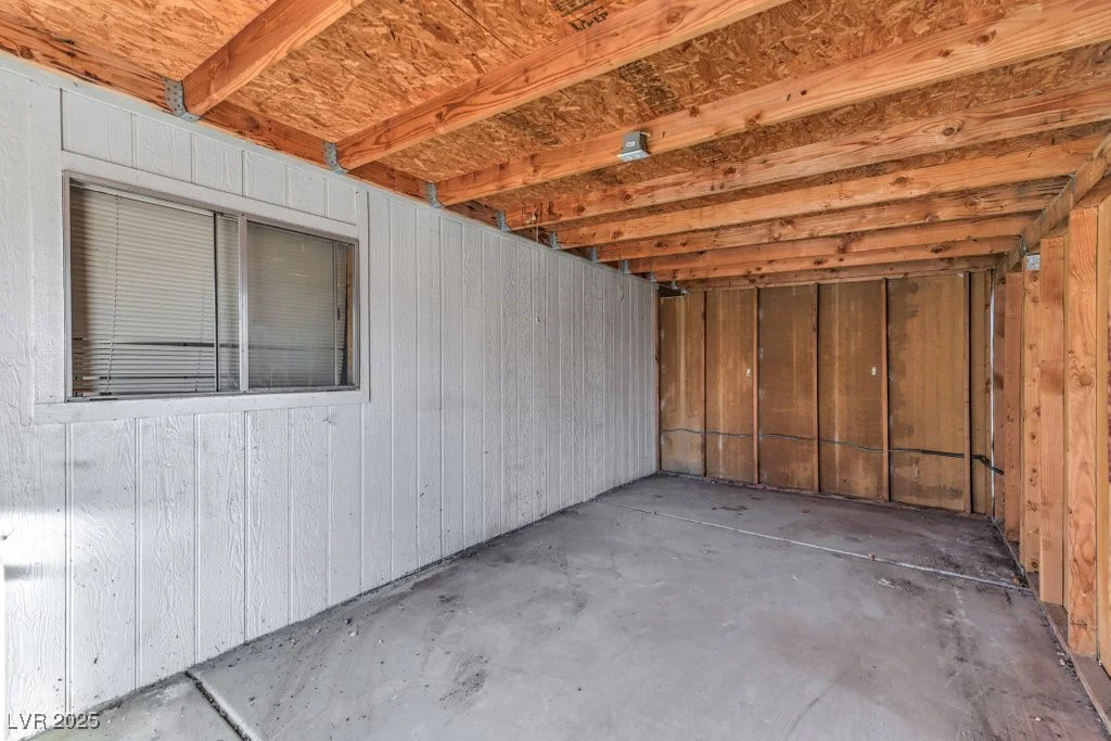 261 Falcon, Pahrump, NV 89048